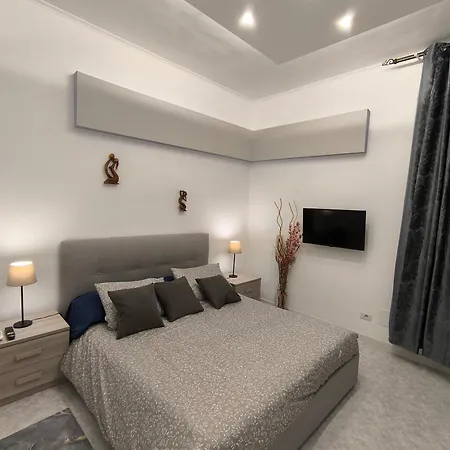 Maison Vittoria Apartment *